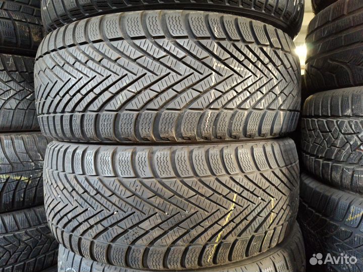 Pirelli Winter Cinturato 215/50 R17