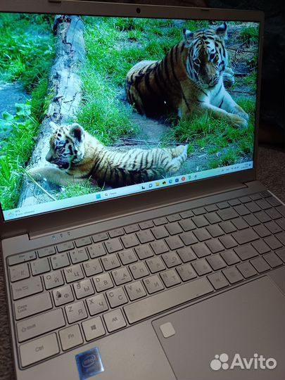 Ноутбук notebook 22 год 16/1тб ssd