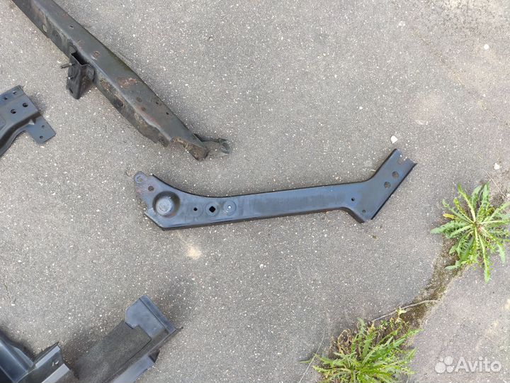 Телевизор панель радиаторов Xtrail t31