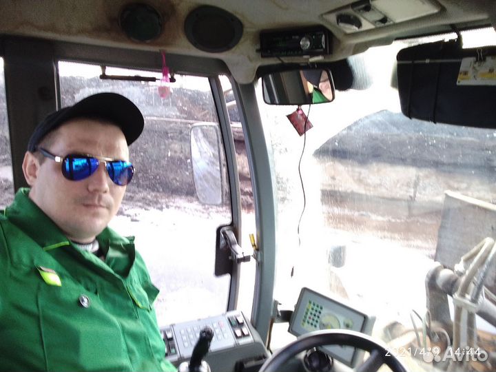 Тракторист кат C D E машинист бульдозера, погрузчи