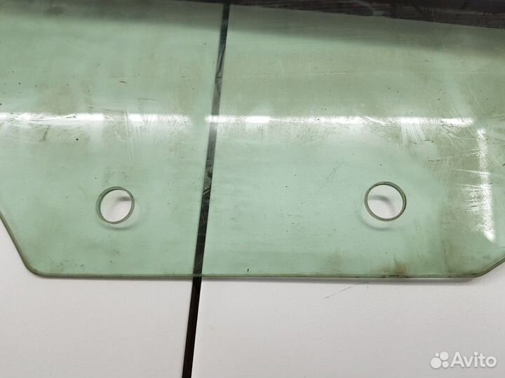 Стекло двери заднее правое (Audi Q5)