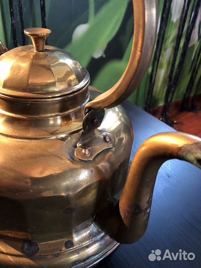 Чайник антикварный