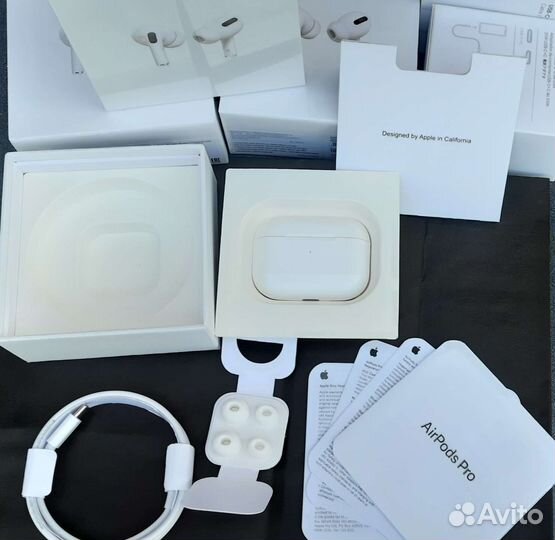 Наушники AirPods Pro