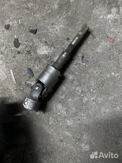 Рулевой карданчик mazda 323 f BA