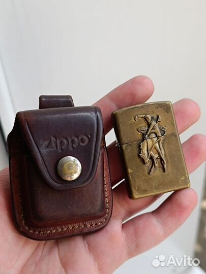 Бензиновая зажигалка Zippo ковбой Marlboro