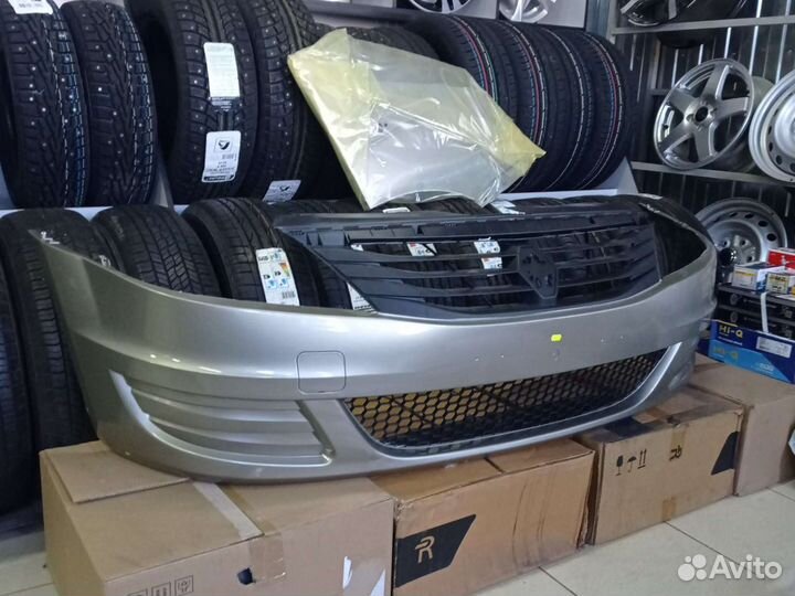 Бампер передний Рено Логан фаза 2 окрашенный(Новый