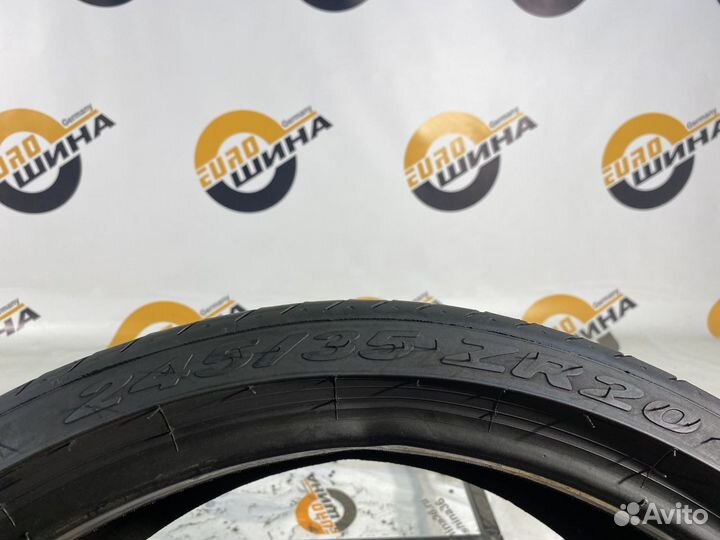 Pirelli P Zero 245/35 R20 93T