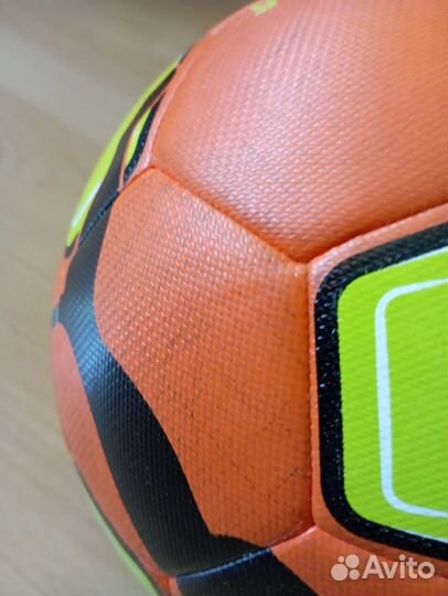 Футбольный мяч профессиональный puma