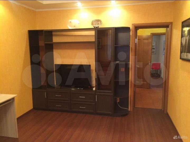 2-к. квартира, 69 м², 3/10 эт.