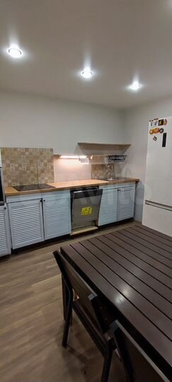 Дом 267 м² на участке 10,5 сот.