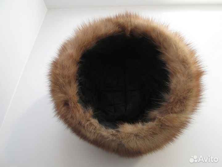 Женская шапка из натурального соболя