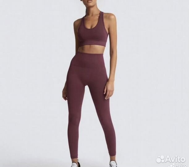 Костюмы новые (только 40,42 в наличии )