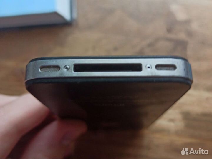 iPhone 4S, 16 ГБ