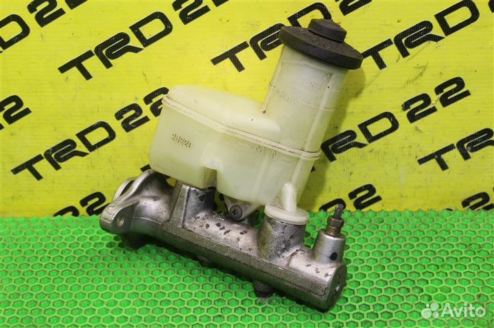 Главный тормозной цилиндр Toyota Caldina AT211