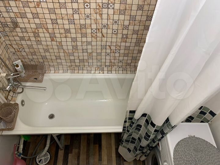 2-к. квартира, 52 м², 2/2 эт.