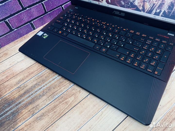 Игровой ноутбук Asus GeForce GTX 950 12Gb SSD HDD