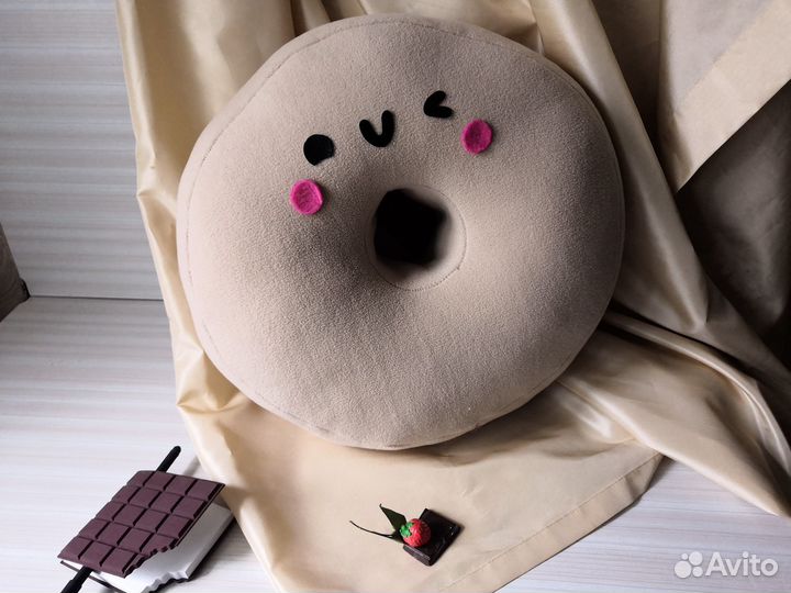 Декор для кухни подушка Шоколадный Пончик