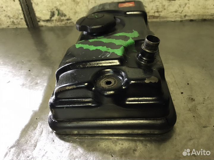 Клапанная крышка 1.4 8V KFW KFX Citroen Peugeot