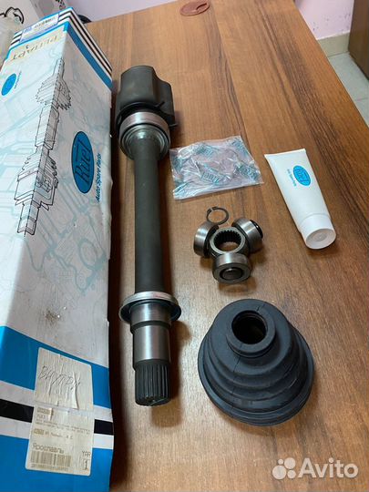 Шрус внутренний передний правый Toyota Avensis