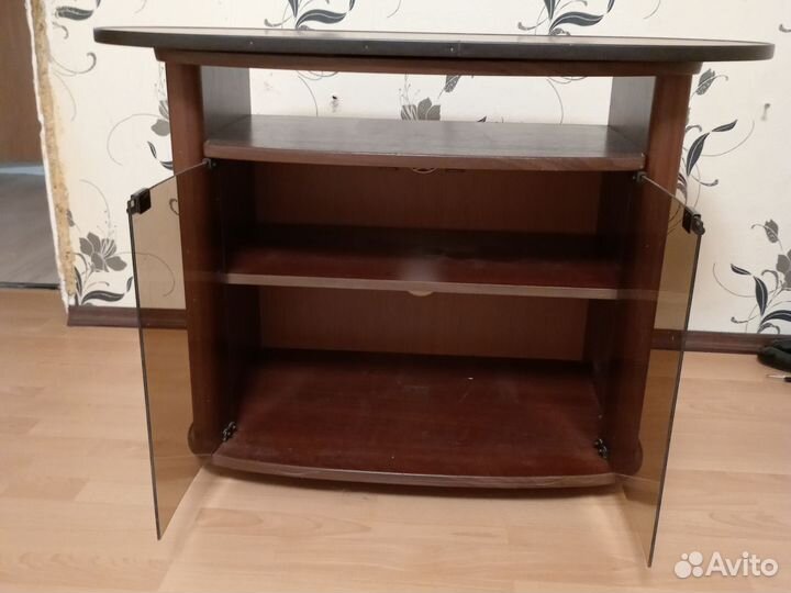 Тумба под телевизор