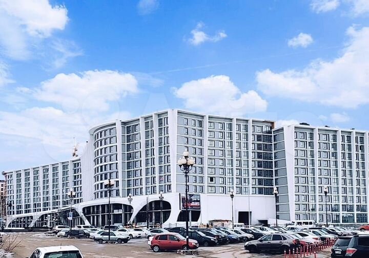 4-к. квартира, 118 м², 7/10 эт.