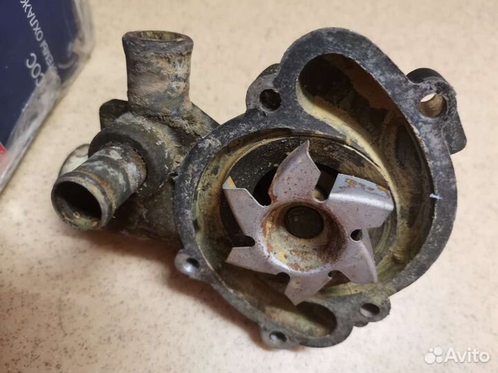 Водяная помпа УАЗ