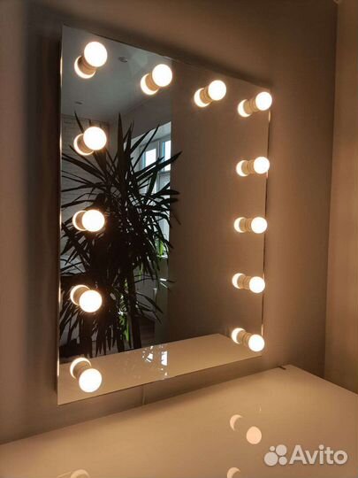 Зеркало с подсветкой