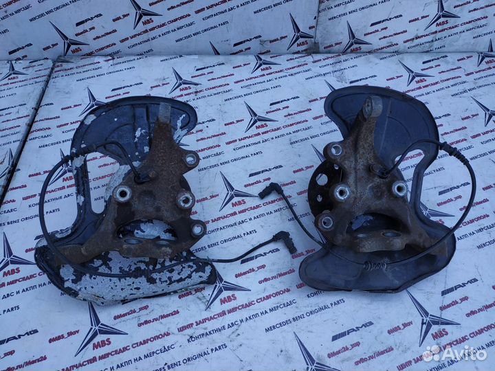 Кулак поворотный w204 Mercedes передний