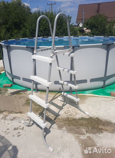 Лестница для бассейна 122 см