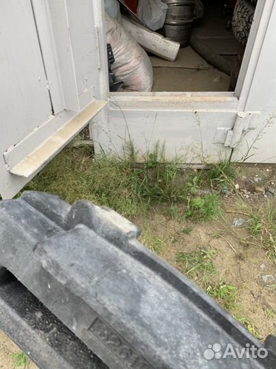 Бампер на lexus 350