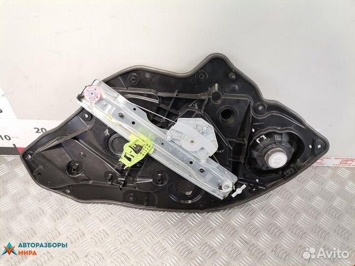 Стеклоподъемник электрический задний правый