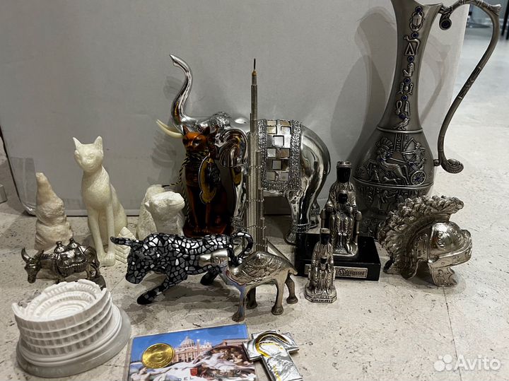 Сувениры и магниты из разных стран