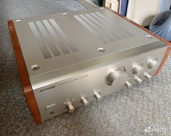 Усилитель Sansui AU-A707MR