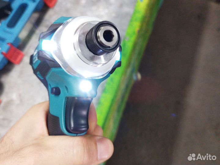 Винтоверт ударный импульсный Makita импакт