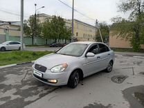 Hyundai Verna 1.4 AT, 2006, 226 144 км, с пробегом, цена 500 000 руб.