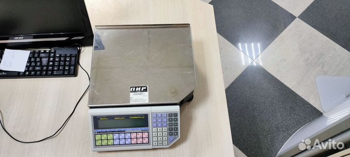 Весы с печатью этикеток