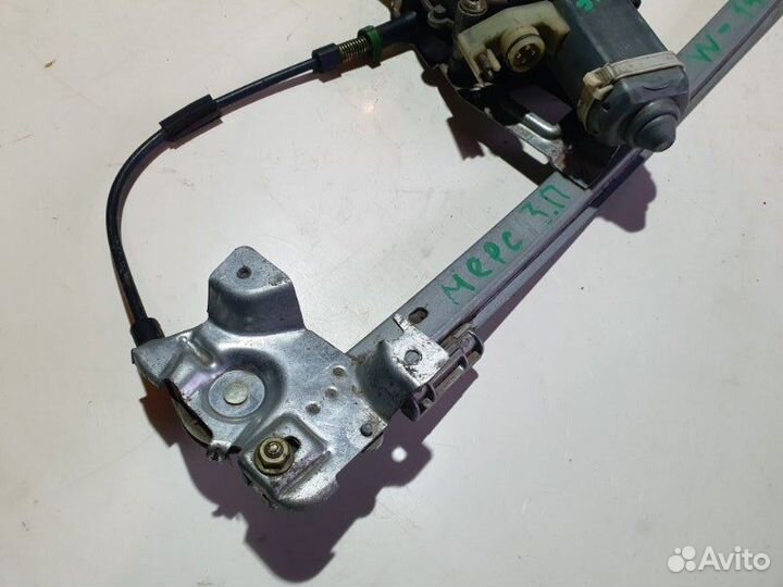 Стеклоподъемник задний правый Mercedes-Benz