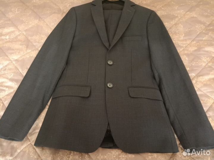 Школьный костюм