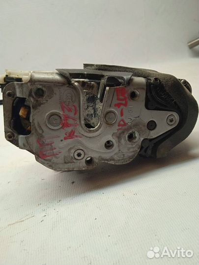 Замок двери передней правой Chevrolet Cruze рест