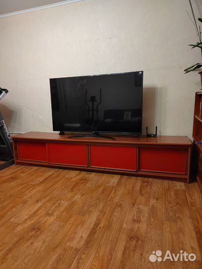 Шкаф, тумба под телевизор