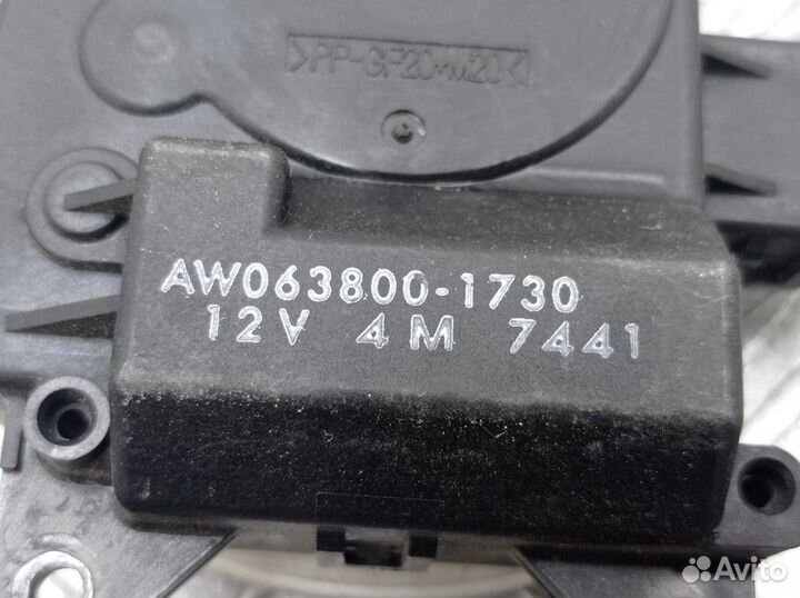 Моторчик заслонки печки Honda Pilot 2 AW0638001730