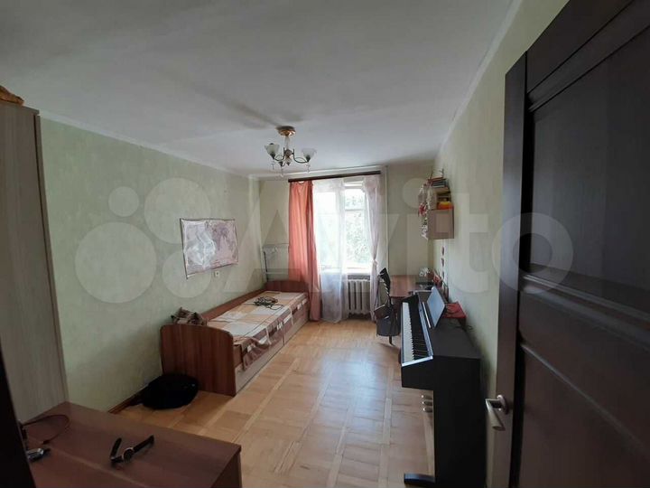 2-к. квартира, 55 м², 4/9 эт.