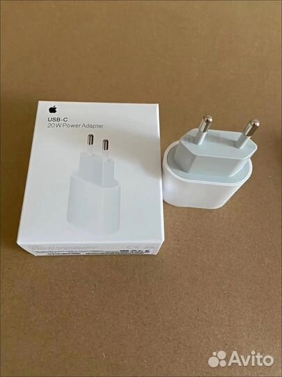 Зарядное устройство на iPhone