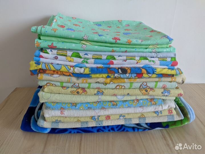 Пеленки детские, плед, полотенце