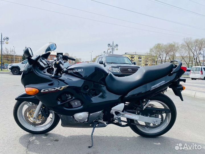 Suzuki GSX600F katana