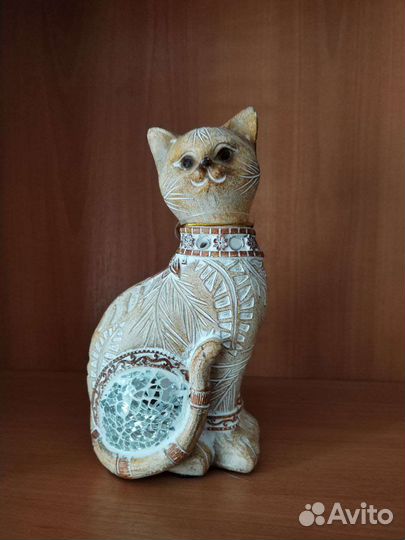 Статуэтка кошка