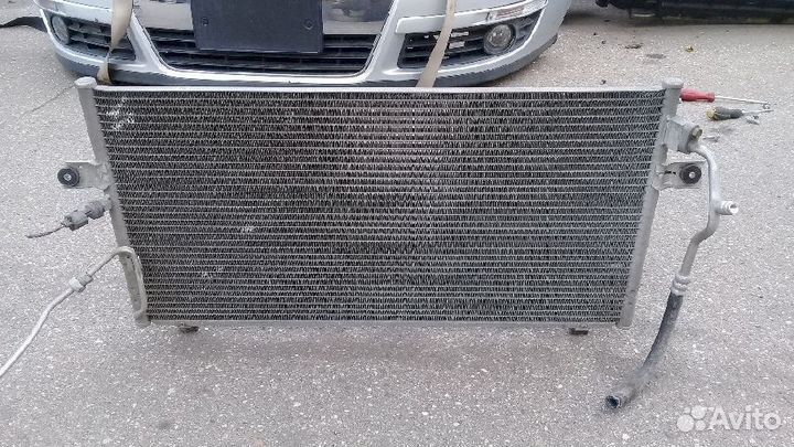 Радиатор кондиционера Nissan Cefiro A33
