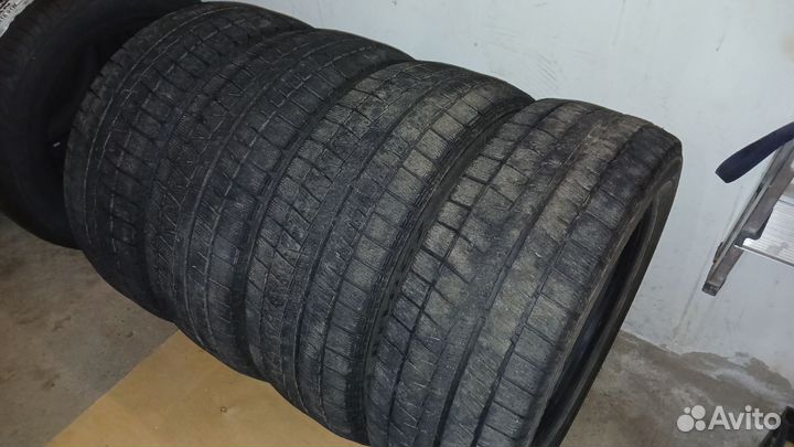 Bridgestone Blizzak Revo GZ 205/55 R16