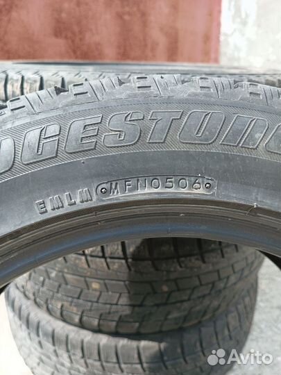 Bridgestone Blizzak Revo1 215/55 R17