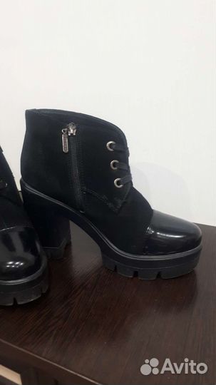 Ботинки женские